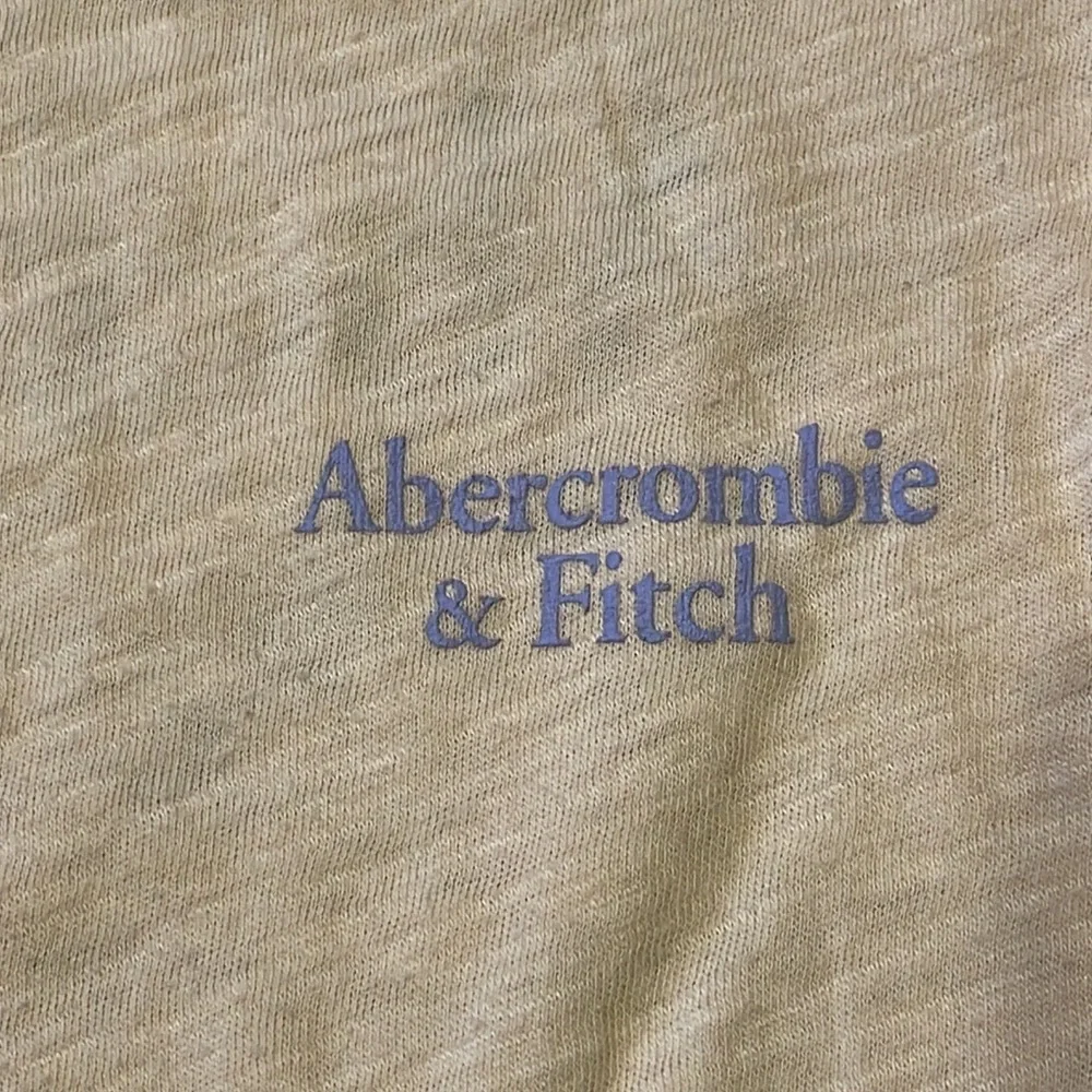 Abercrombie and Fitch lightweight long sleeve T-shirt small
